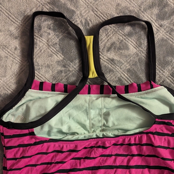 Nike Tank Top~New - Picture 3 of 7